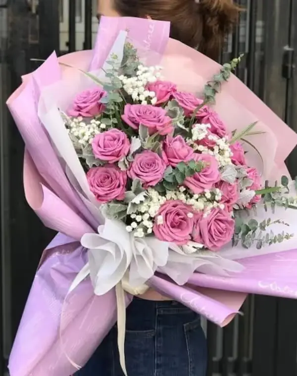 Pink rose bouquet