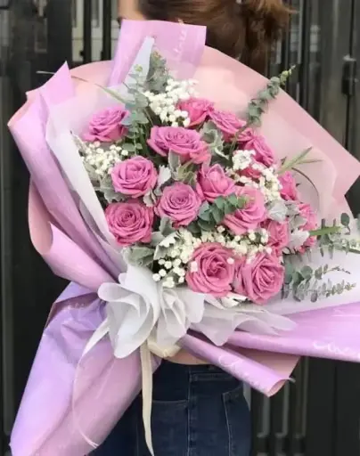 Pink rose bouquet